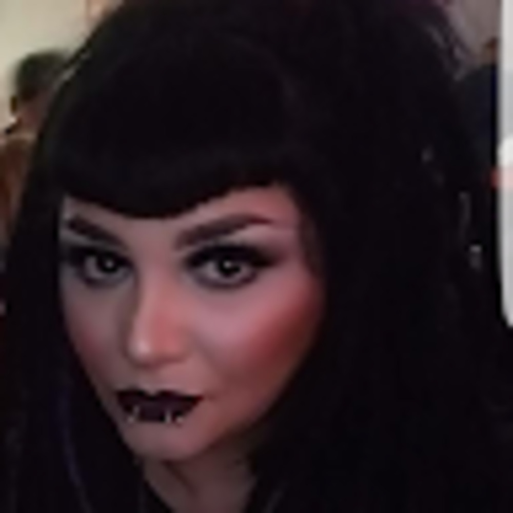 Meet your Posher, Maria